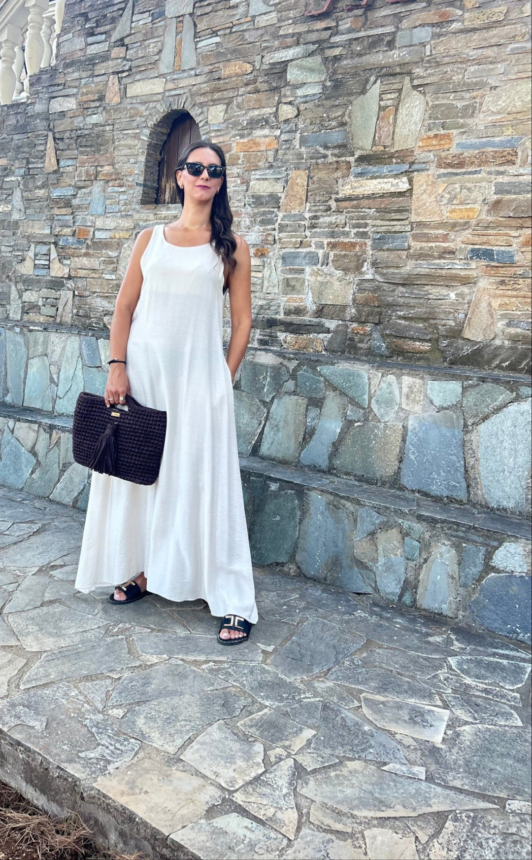 Women's long beige dress made of tequila fabric, one size, lightweight and comfortable, perfect for summer outfits