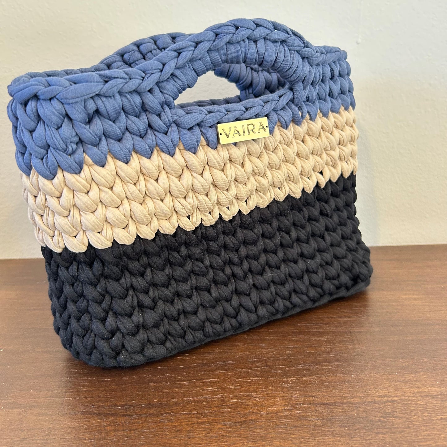 Handcrafted crochet handbag in vibrant hues, blending romance and modern femininity. One-of-a-kind piece — perfect for everyday denim looks with a touch of handmade charm. Optional chain turns it into a chic shoulder bag.