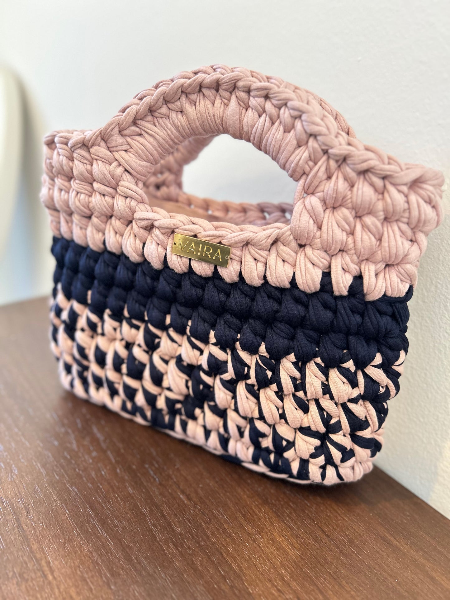 Handcrafted crochet handbag in vibrant hues, blending romance and modern femininity. One-of-a-kind piece — perfect for everyday denim looks with a touch of handmade charm. Optional chain turns it into a chic shoulder bag.
