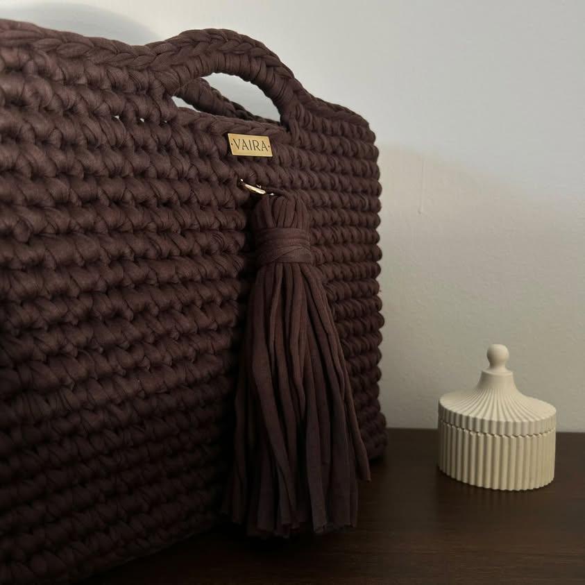 Handcrafted crochet handbag in vibrant hues, blending romance and modern femininity. One-of-a-kind piece — perfect for everyday denim looks with a touch of handmade charm. Optional chain turns it into a chic shoulder bag.